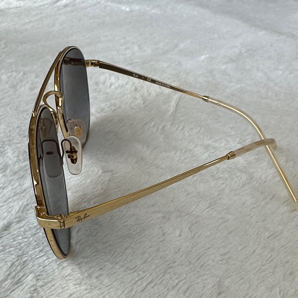 Ray-Ban Women’s Black and Gold Aviator Sunglasses - Picture 3 of 8